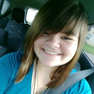 Meet your Posher, Katelyn